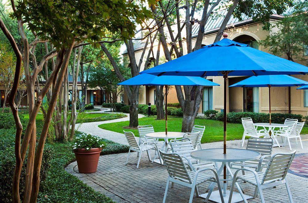 Holiday Inn Irving Las Colinas By Ihg Restoran fotoğraf