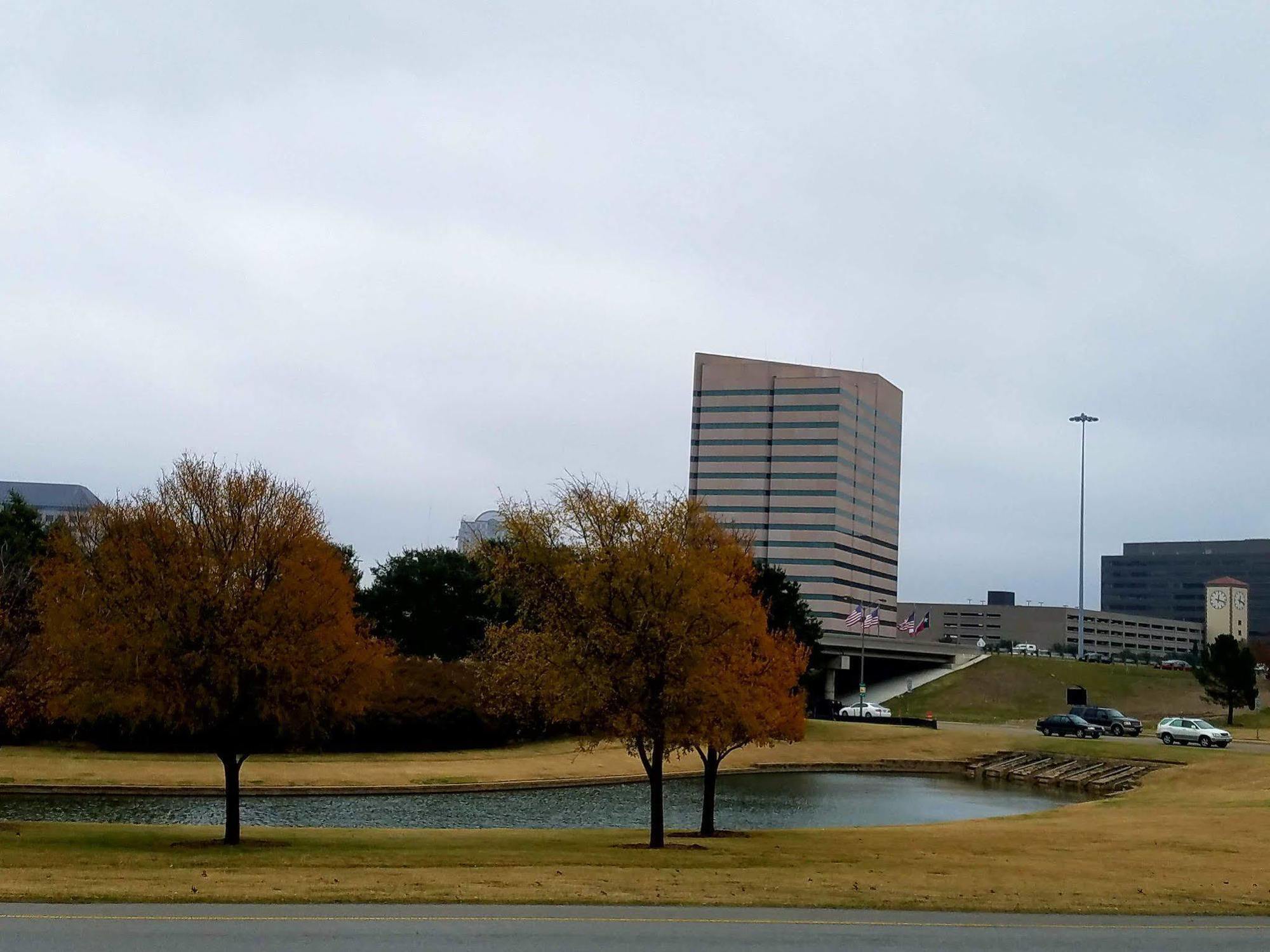 Holiday Inn Irving Las Colinas By Ihg Dış mekan fotoğraf