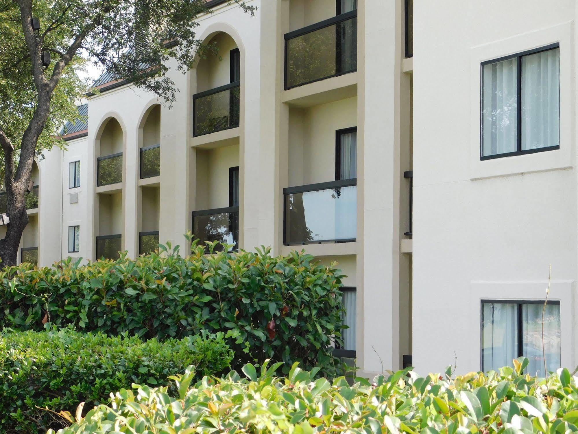 Holiday Inn Irving Las Colinas By Ihg Dış mekan fotoğraf